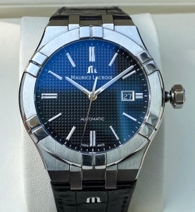 Maurice Lacroix Aikon AI6008-SS001-330-1