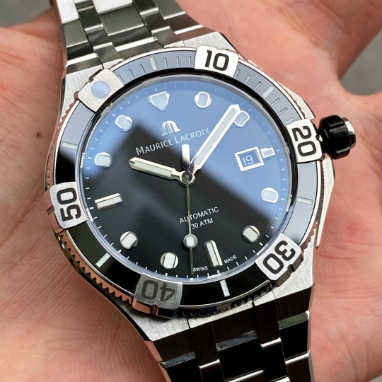 Maurice Lacroix Aikon Venturer AI6058-SS002-330-1